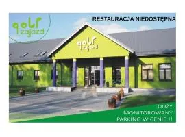 匝亚兹科乌高尔夫酒店