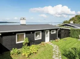 One-Bedroom Holiday Home Ølsted With Sea View 09