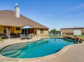 4 Mi to Dtwn Home with Pool in Stephenville!