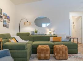 The Upper Downtown Suite 2，位于费尔班克斯的公寓