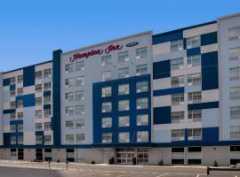 温尼伯市中心贝斯特韦斯特PLUS酒店，位于温尼伯的带停车场的酒店