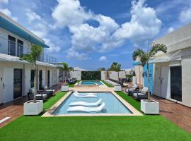 Aruba Boutique & Art Hotel - Only Adults - New Hotel，位于棕榈滩的酒店