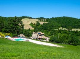 Appartamento Suite，位于Mercatello sul Metauro的酒店