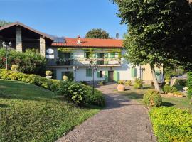 Casale Raffaello B&B Como，位于Albese Con Cassano的酒店