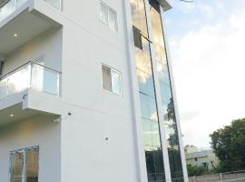 PRS CREEK SIDE HOME STAY VILLA，位于耶拉吉里的酒店