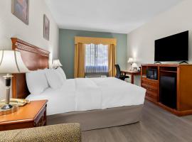 Quality Inn & Suites McAlester on Hwy 69，位于麦卡莱斯特的酒店