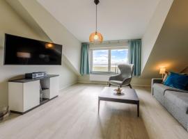 Seebadidylle - 5 Sterne Ferienwohnung mit Traumhaftem Blick auf den Saaler Bodden aus dem dritten Obergeschoss，位于欧巴德伍斯图的酒店