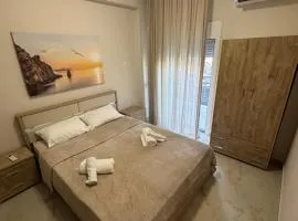 Samaras luxurious apartment