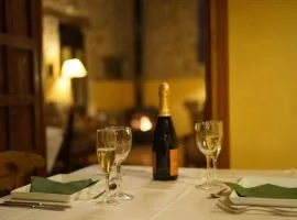 马斯丰塔奈莱斯乡村酒店 