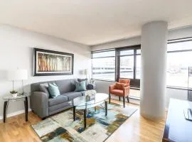 Comfy Apt Downtown