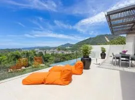 2Br Luxury Residence, Scenic View, 5min to Kata Beach, The Heights C3