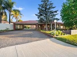 Econo Lodge Border Gateway Wodonga，位于沃东加的酒店