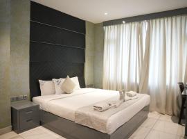 NT Hotels and Resorts Akridha，位于蓬蒂切里的酒店