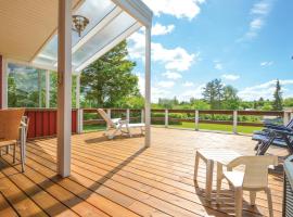 3 Bedroom Nice Home In Hejls，位于海耶斯的酒店