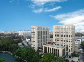上海松江中山东路亚朵酒店