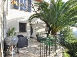 Stunning Apartment In Saint-Jeannet