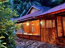 Bunaken Guest House The Queen's