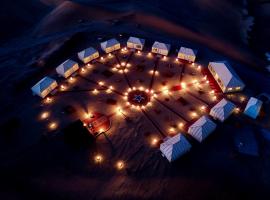 Merzouga Glamping With AC，位于梅尔祖卡的酒店
