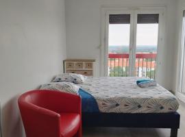 Les CHAMBRES de PERPIGNAN，位于佩皮尼昂的酒店