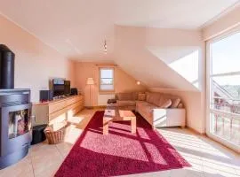 Storchenflug - Dachgeschosswohnung mit Kamin & Balkon am Fleesensee