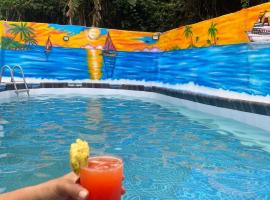Hostal Aventura Tayrona，位于Calabazo的带按摩浴缸的酒店