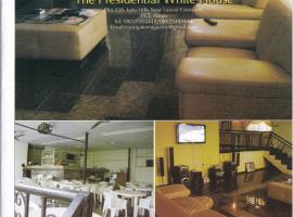 Obama Hotels and Investment Ltd，位于Karu的酒店