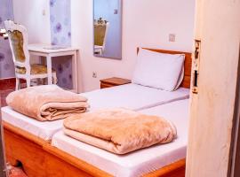 CERGY PONTOISE Hôtel Bafoussam，位于Bafoussam的酒店