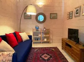 Traditional Maltese Townhouse very close to Mdina