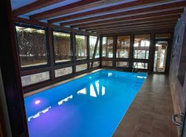 Erholung im Wald - mit Schwimmbad，位于Heßles的酒店