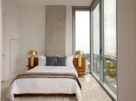 Premier Penthouses with Captivating Views of Millennium Park