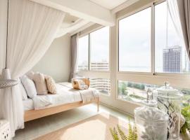 Family Sea view 2Bedroom พร้อมครัว ติดทะเล at Veranda Pattaya，位于纳仲天的酒店