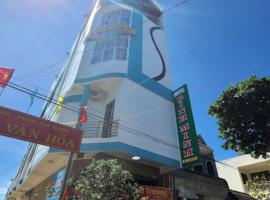 Bình Minh Hotel Pleiku，位于波来古市的酒店