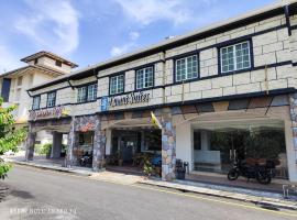 Lumut Suites，位于卢穆特的酒店