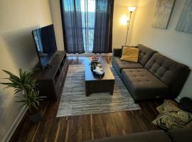 Ste-Rose 2 bedroom apt，位于拉瓦尔的酒店