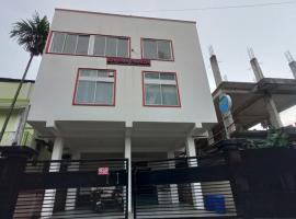 Shivam Guest House Near GNRC and Down Town Hospital，位于Dispur的酒店