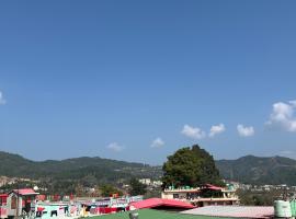 Hotel Shiva Residency，位于Champawat的酒店