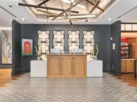 巴顿鲁日市中心靛蓝酒店