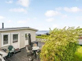 Beautiful Home In Farsø With Wifi