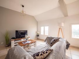 Appartement Chaleureux avec 2 grandes chambres，位于圣朗贝尔达勒邦的酒店