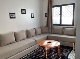 Appartement Fatima，位于艾兹鲁的酒店