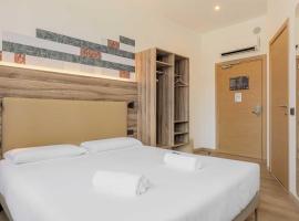 B&B HOTEL Prato City Center，位于普拉托的酒店