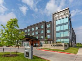 Cambria Hotel Austin Airport，位于奥斯汀的高尔夫酒店