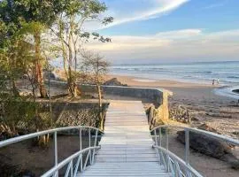 Chill Lay Beach House