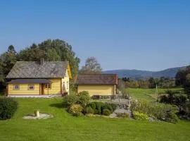 Chalet Gulehuset by Interhome