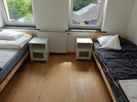 Helfant Luxembourg Standard Double Room 4，位于Helfant的青旅