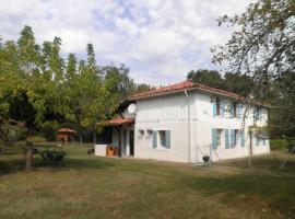 Les tuileries，位于Luglon的酒店