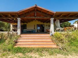 Al mare a Capo Comino，位于Capo Comino的酒店