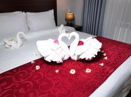 Angren Plaza Hotel，位于Ablyk的酒店