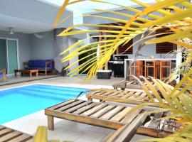 Tranquil Tides Costa Rica，位于Pochote的酒店