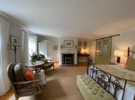 Trouvaille House Suite 1 Provence Suite，位于哈珀斯费里的酒店